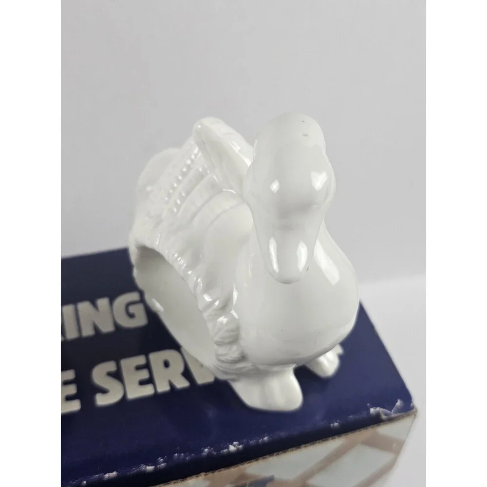 White Duck Goose Swan Porcelain Napkin Rings Holders Vintage set of 4
